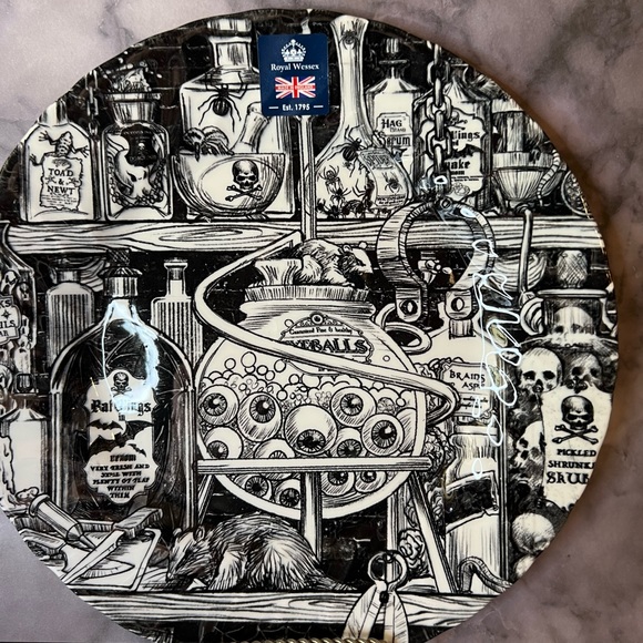 Halloween Laboratory Boiling Eyeballs Dinner Plate Apothecary Rats Poison Bottle - Picture 15 of 16